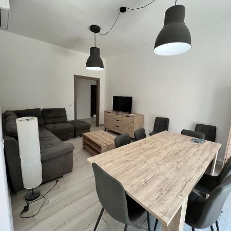 I Lecci Villa Livorno Ngoại thất bức ảnh