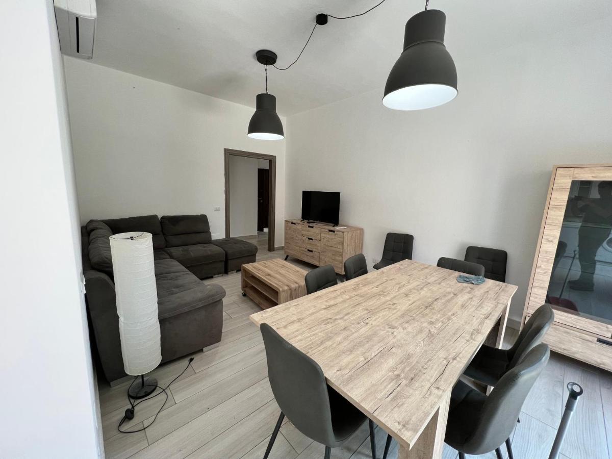 I Lecci Villa Livorno Ngoại thất bức ảnh
