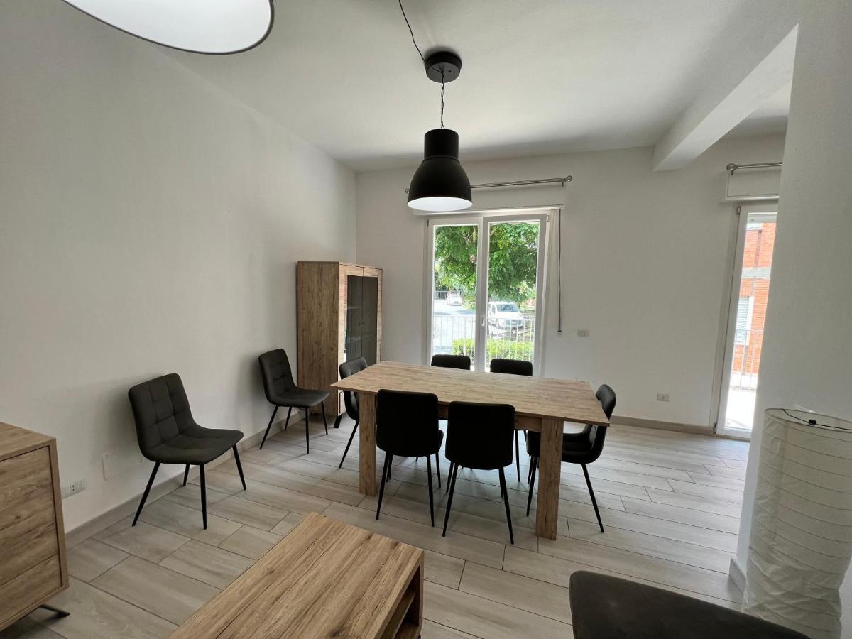 I Lecci Villa Livorno Ngoại thất bức ảnh