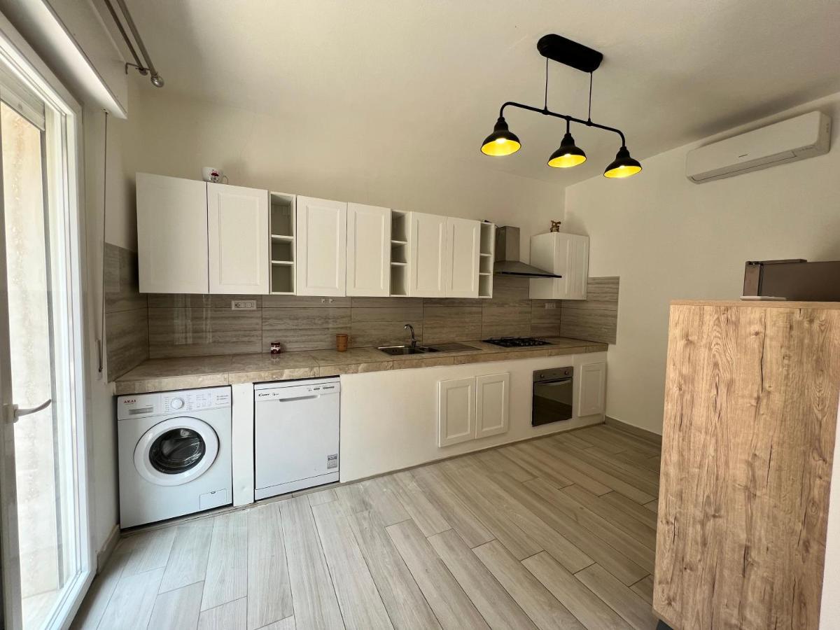 I Lecci Villa Livorno Ngoại thất bức ảnh